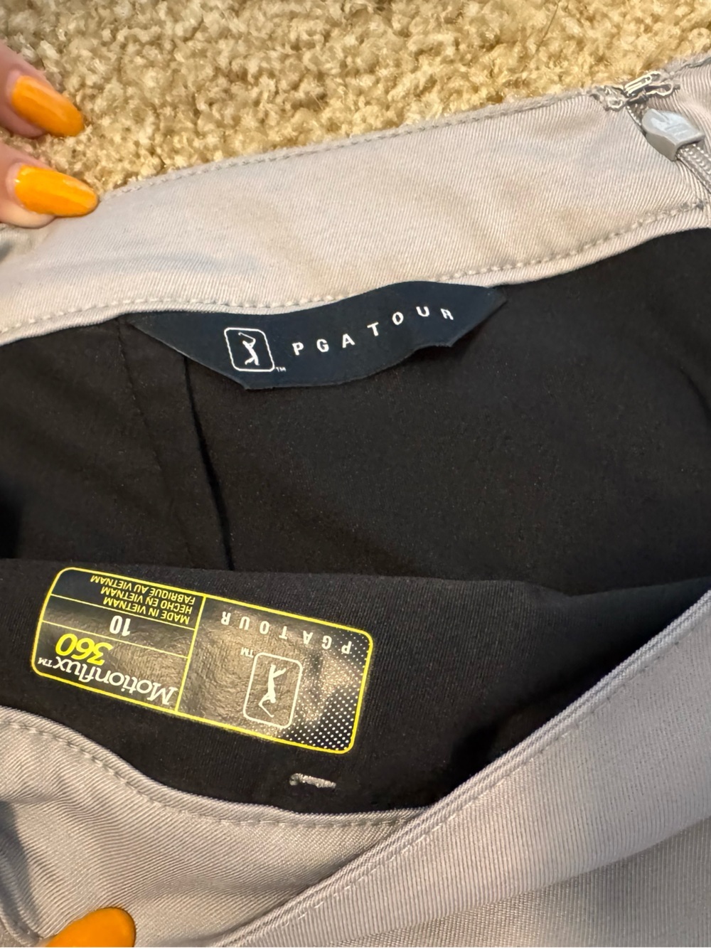 PGA Tour Light Gray Women's Golf Shorts - Picture 4 of 4